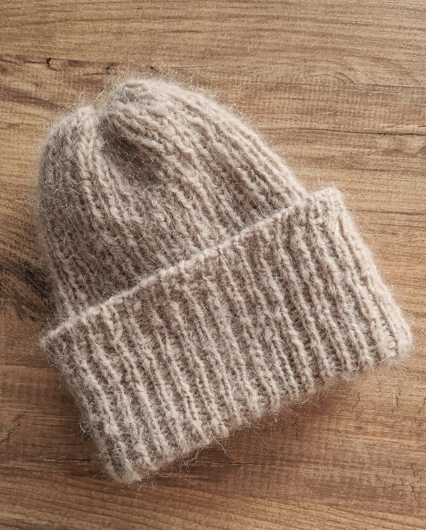 EMMAS ENKLE LUE (EMMA Knitwear)